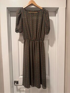 Women’s Vintage Olive Green Midi Dress with Red Apple Print